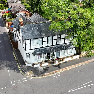 Corner - Character, Charm, Great Location. , Ringwood United Kingdom